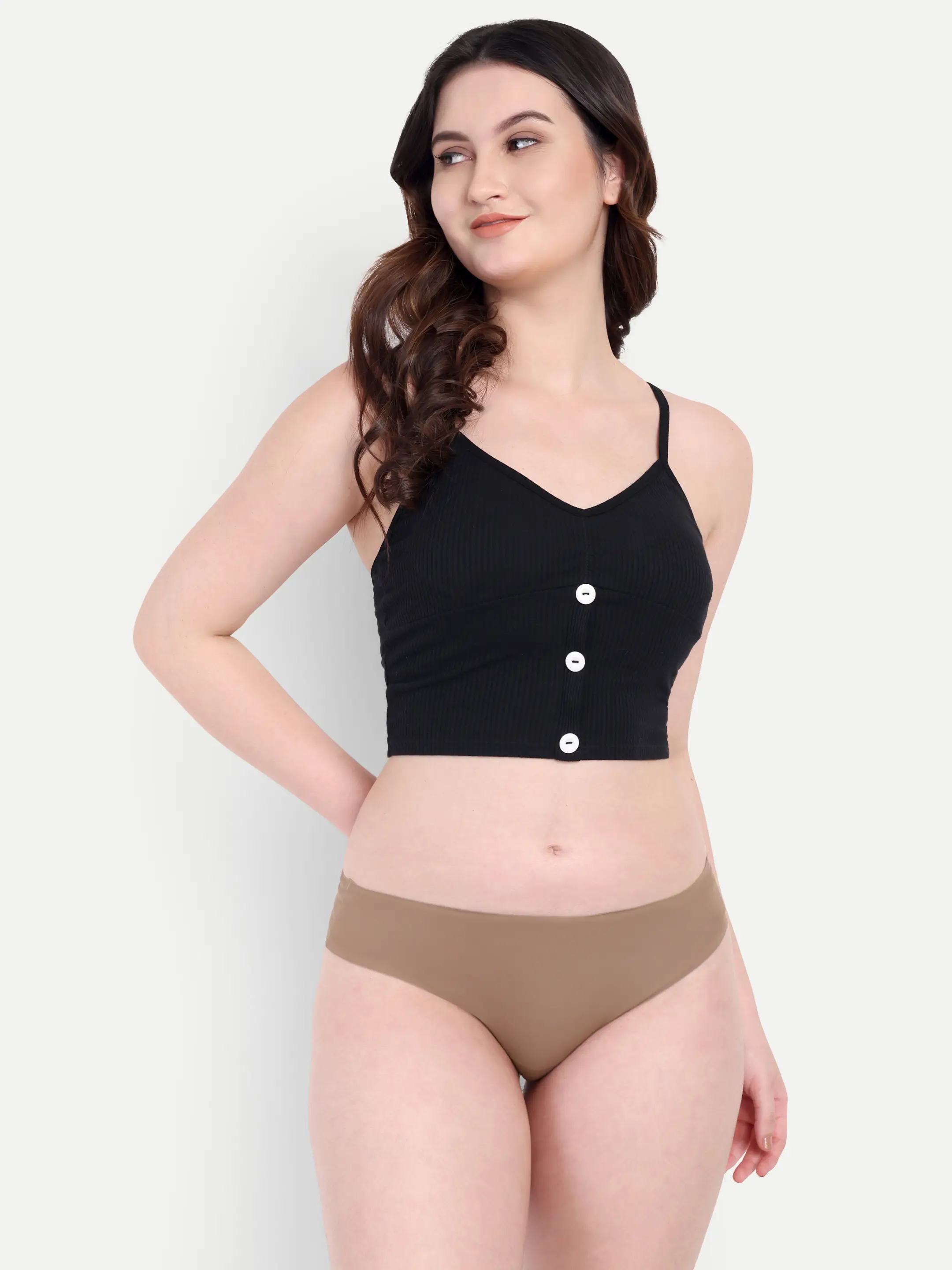 ecomm female shoot